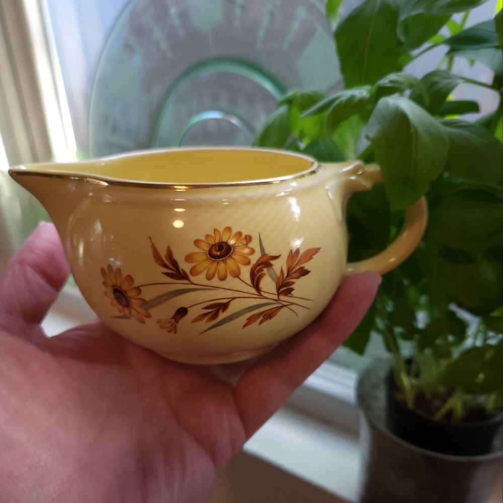 Vintage Sunflower Creamer